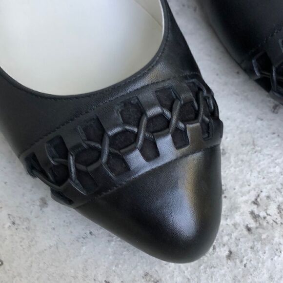 Maria  Shariapova - Picture 2 of 7